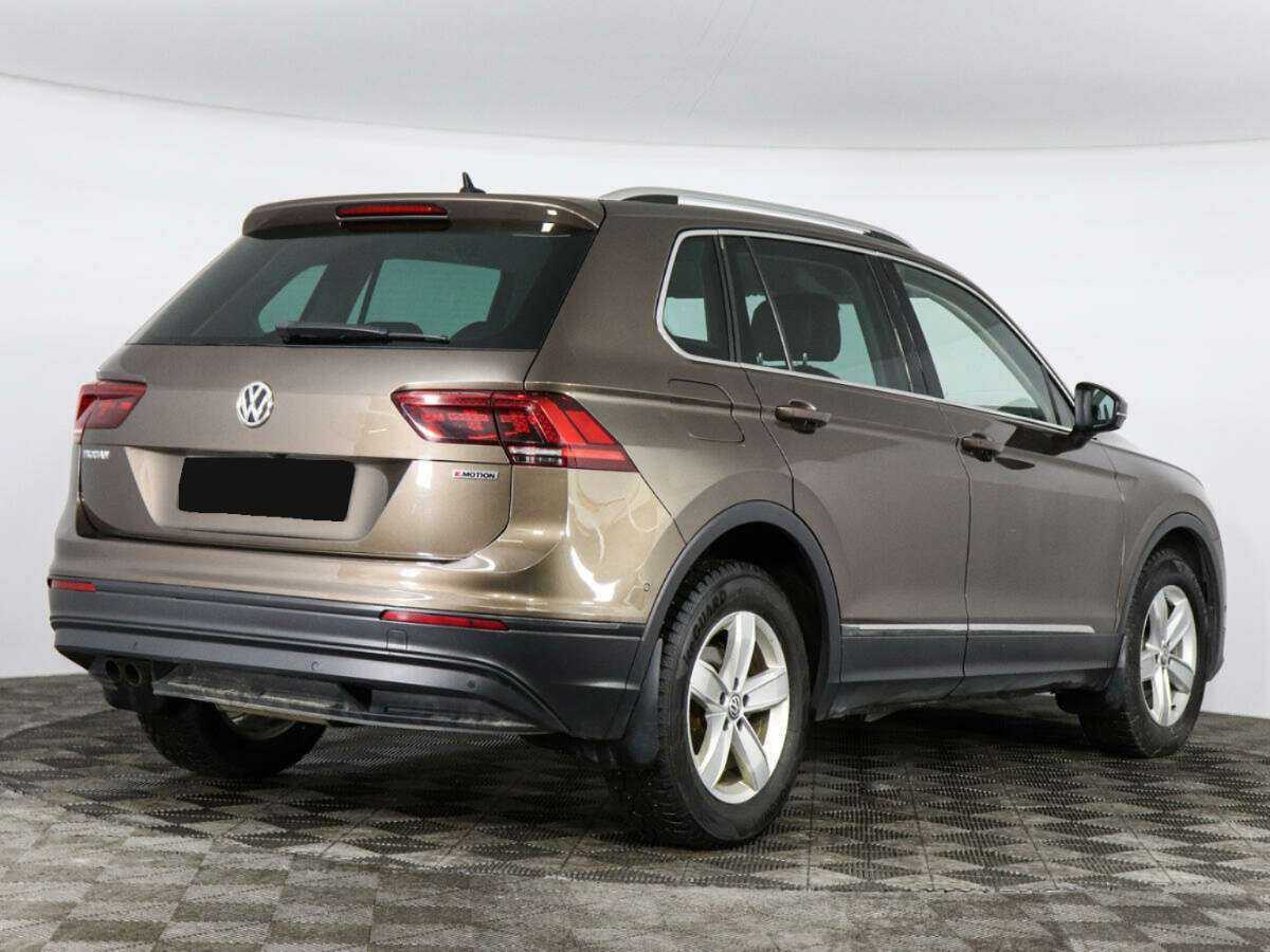 Купить Volkswagen Tiguan, 2018, 106 310 км, фото №3