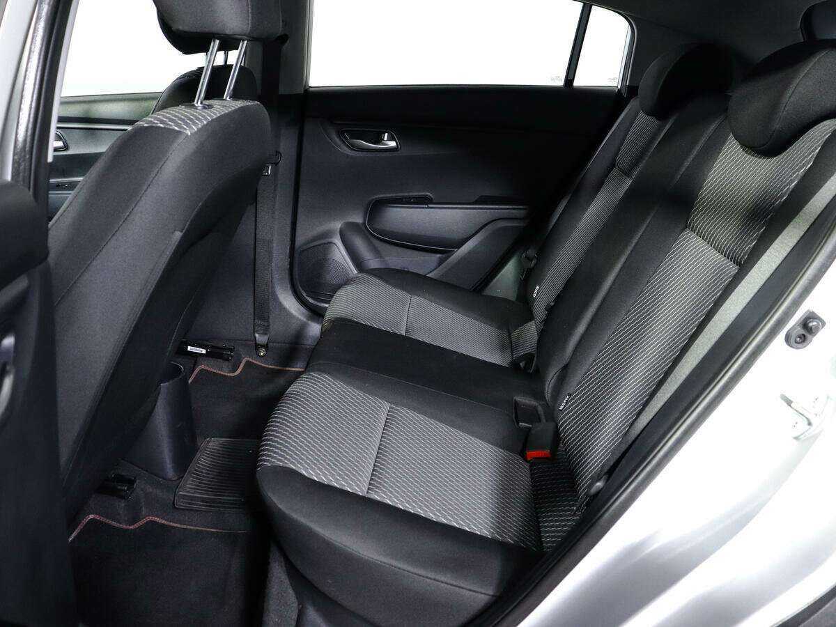 Купить Kia Rio X-Line, 2018, 38 198 км, фото №10