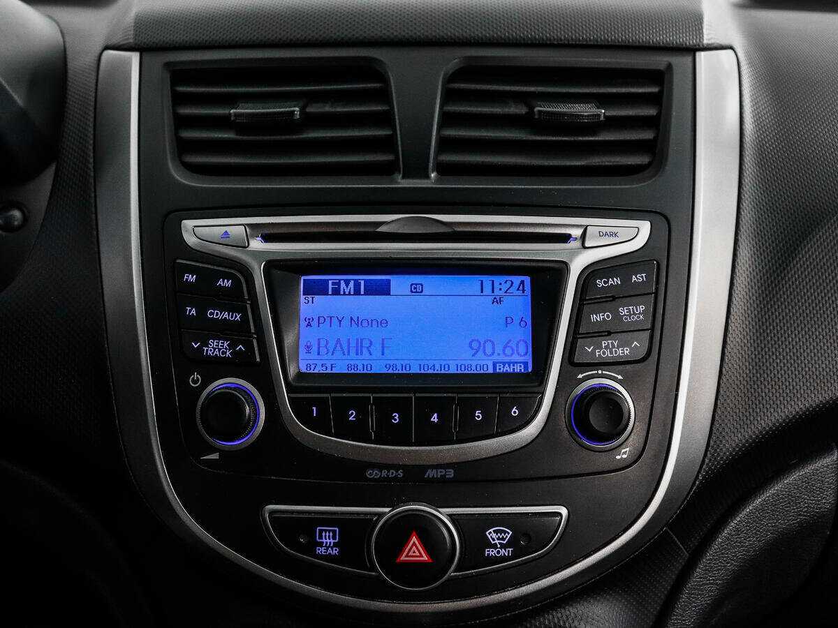 Купить Hyundai Solaris, 2014, 120 000 км, фото №13
