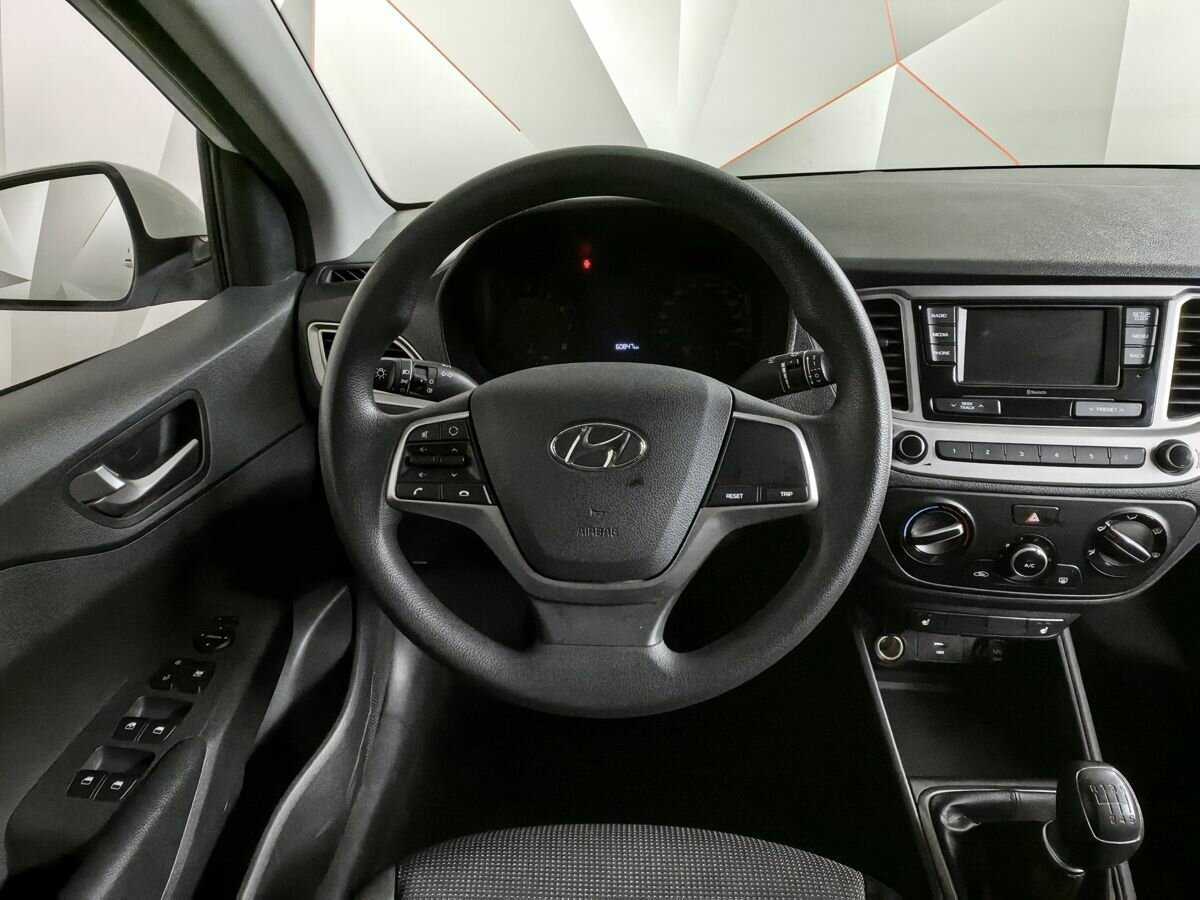 Купить Hyundai Solaris, 2021, 60 846 км, фото №15
