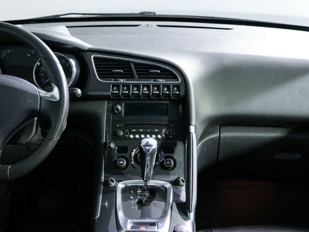 Купить Peugeot 3008, 2013, 145 570 км, фото №13