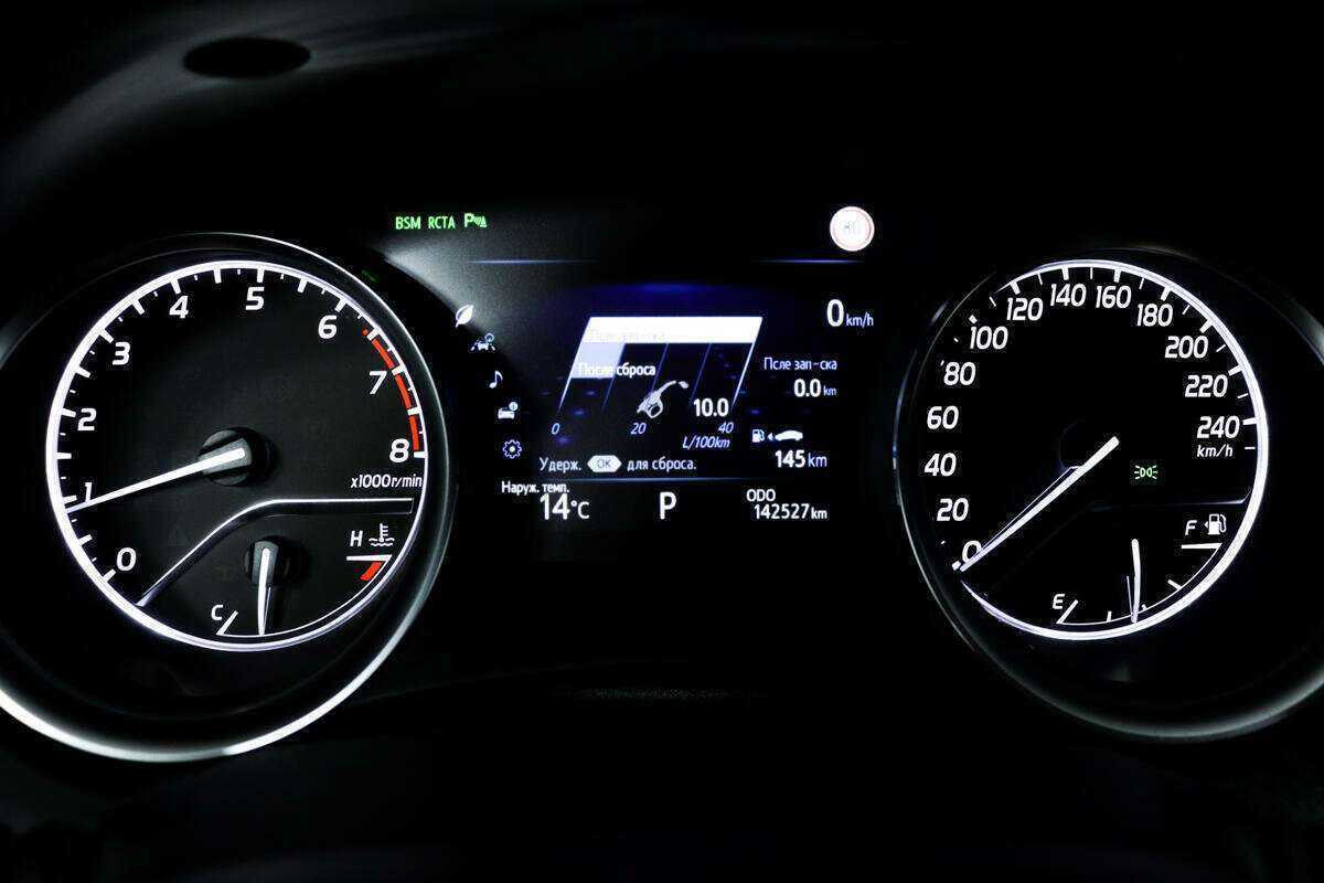 Купить Toyota Camry, 2019, 142 527 км, фото №10