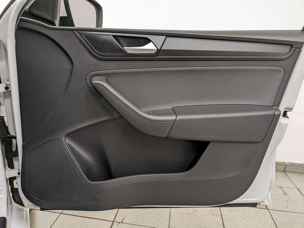 Купить Volkswagen Polo, 2020, 50 492 км, фото №21