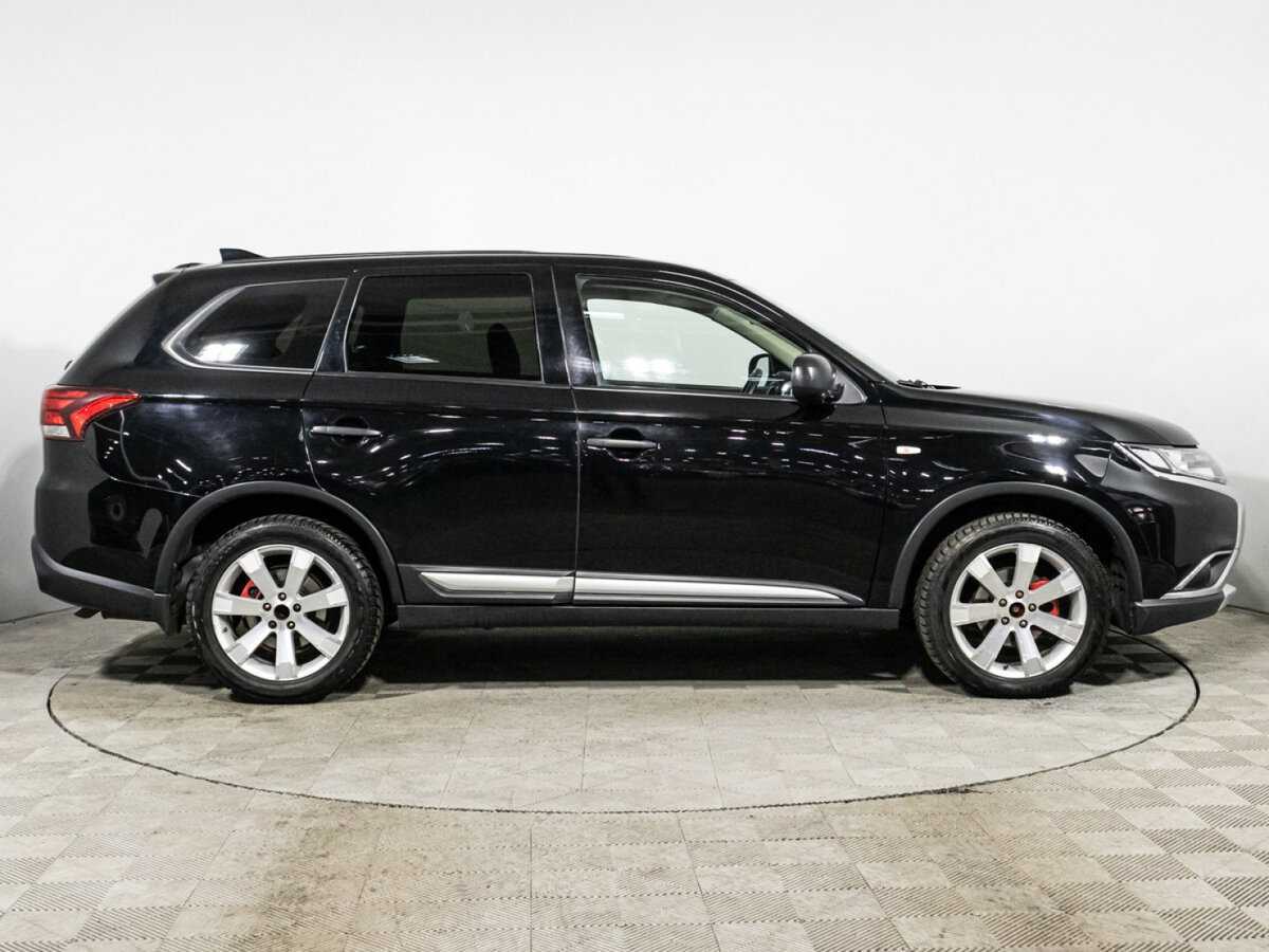Купить Mitsubishi Outlander, 2018, 122 146 км, фото №4