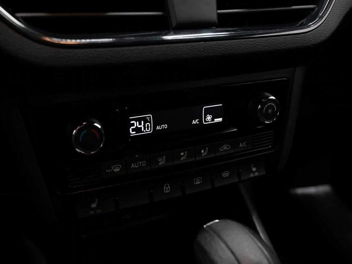 Купить Volkswagen Polo, 2021, 166 966 км, фото №18