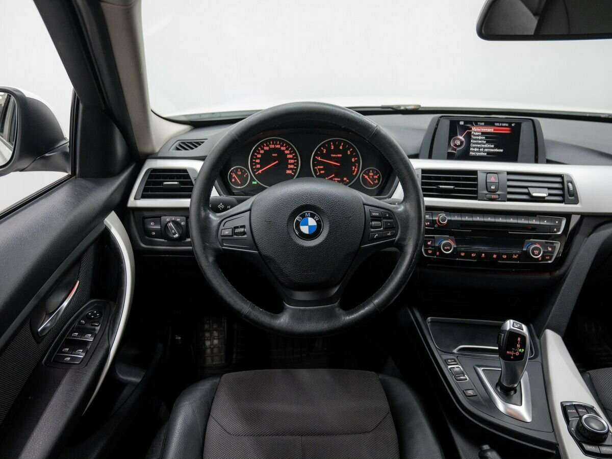 Купить BMW 3 серии 318i, 2016, 188 888 км, фото №11