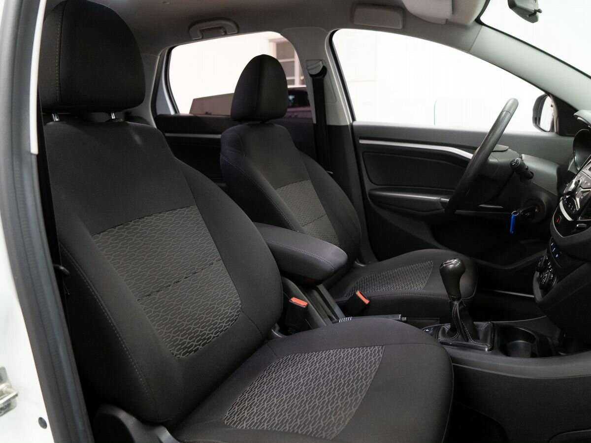 Купить Lada (ВАЗ) Vesta SW, 2019, 105 000 км, фото №10