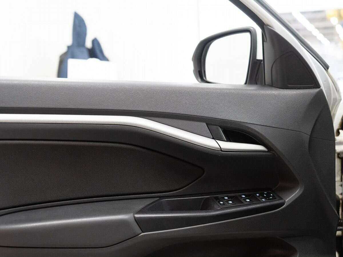 Купить Lada (ВАЗ) Vesta SW, 2019, 105 000 км, фото №15