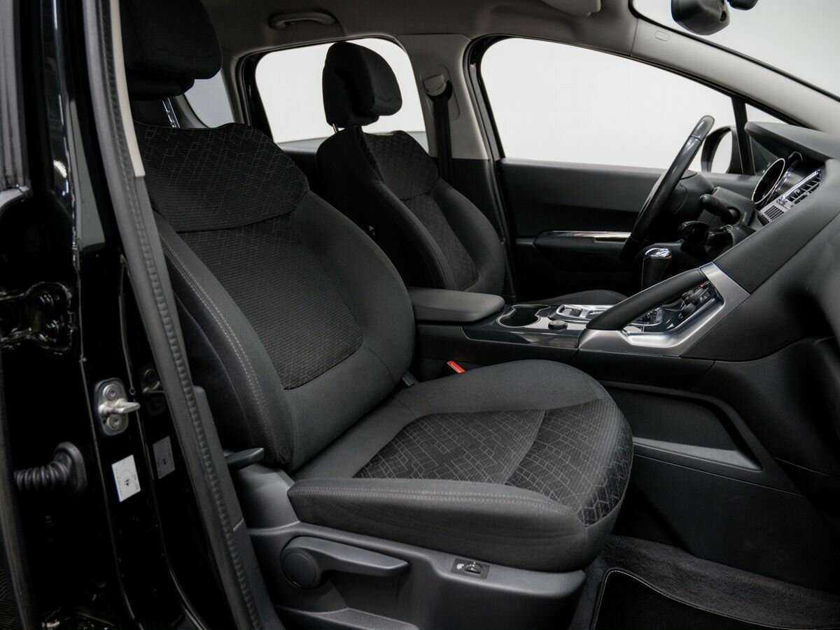 Купить Peugeot 3008, 2014, 239 694 км, фото №8