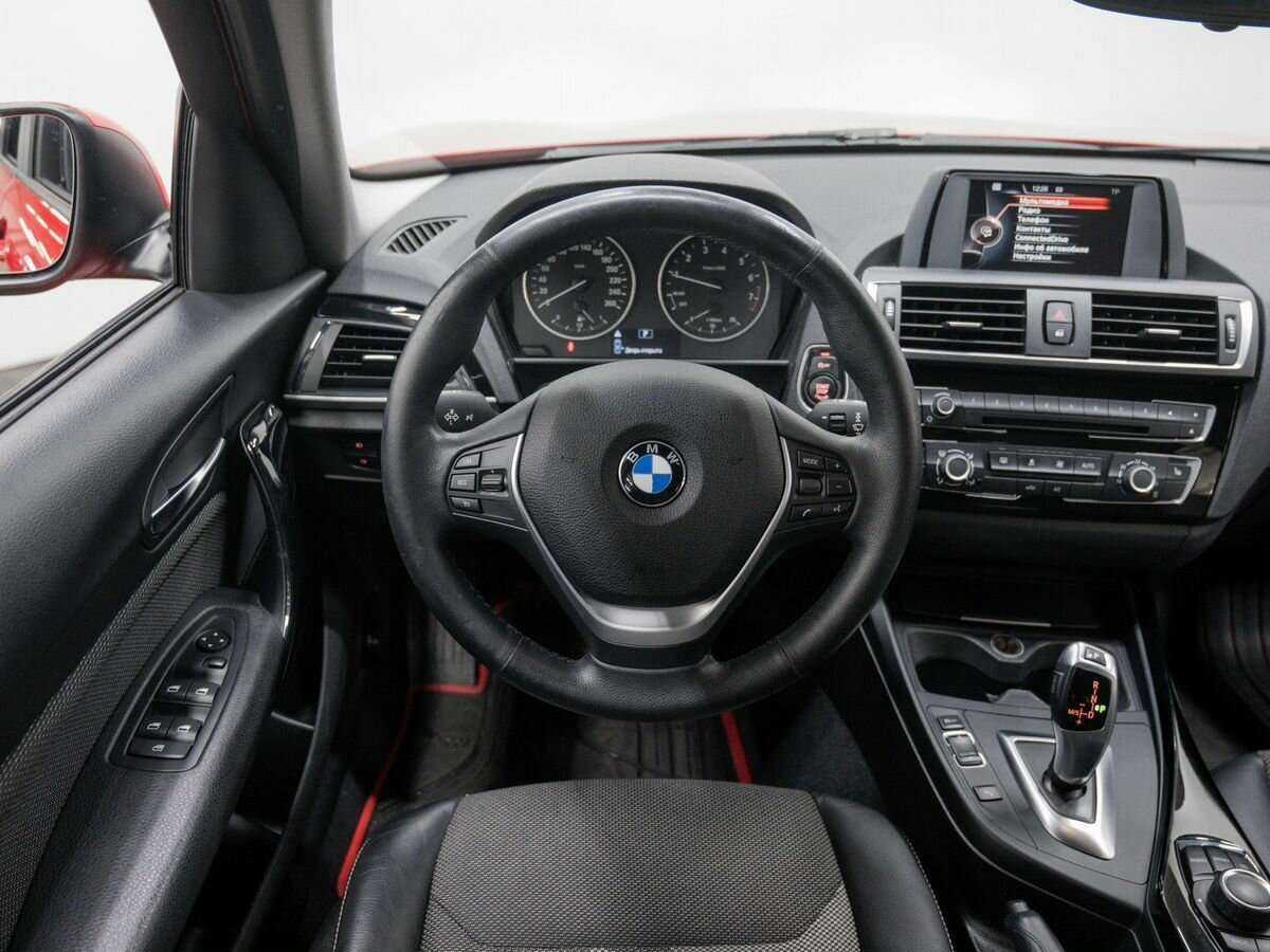 Купить BMW 1 серии 118i, 2016, 121 000 км, фото №11