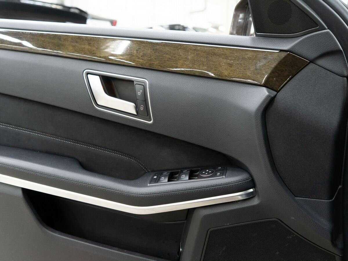 Купить Mercedes-Benz E-Класс 200, 2013, 163 000 км, фото №15