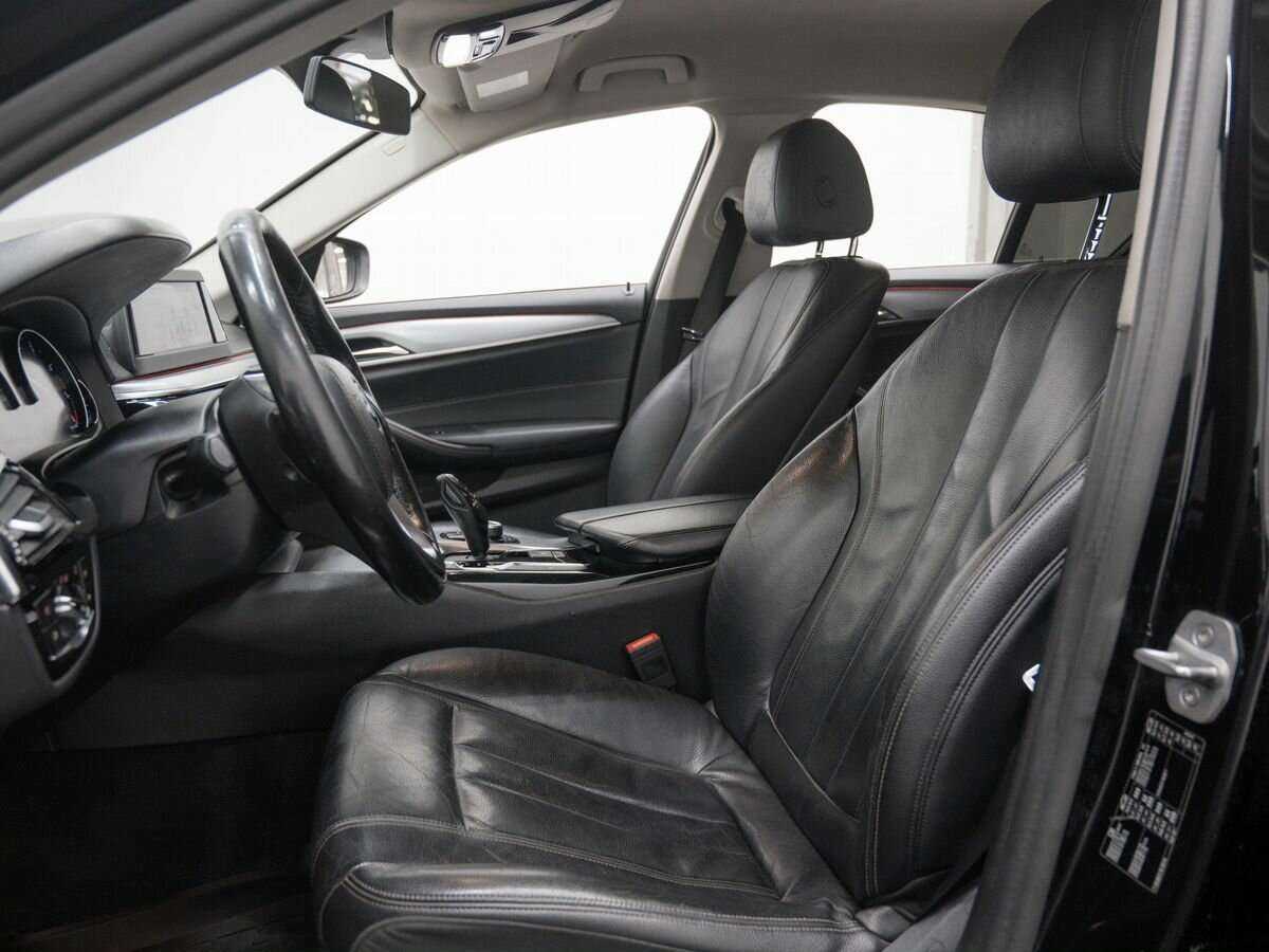 Купить BMW 5 серии 520d, 2018, 165 962 км, фото №16