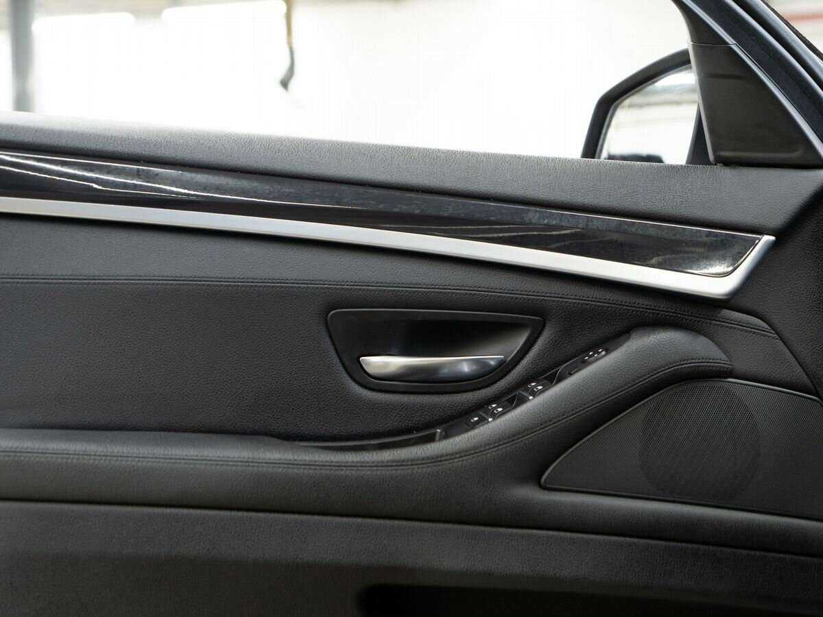 Купить BMW 5 серии 520i, 2014, 75 500 км, фото №15
