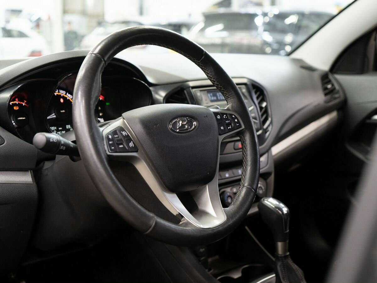 Купить Lada (ВАЗ) Vesta SW, 2020, 87 000 км, фото №5