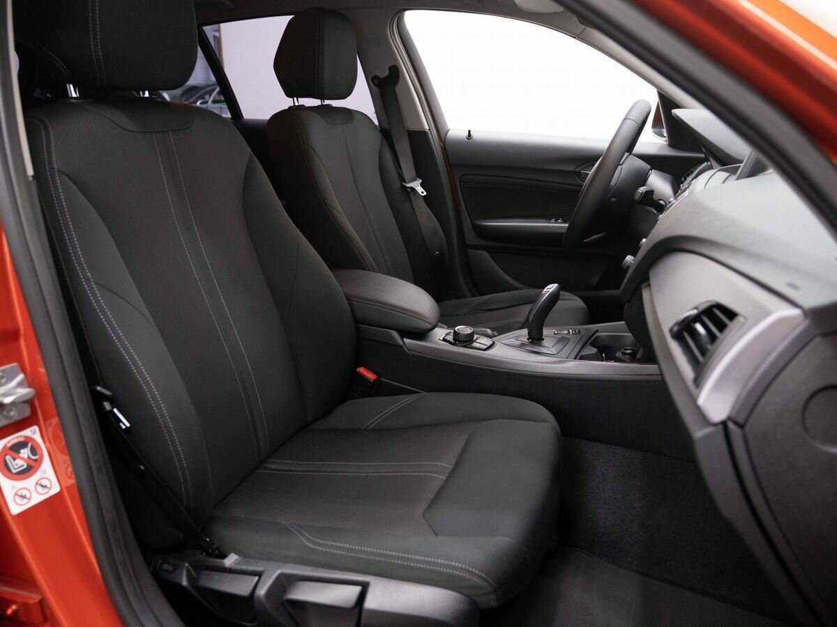 Купить BMW 1 серии 118i, 2017, 112 000 км, фото №12