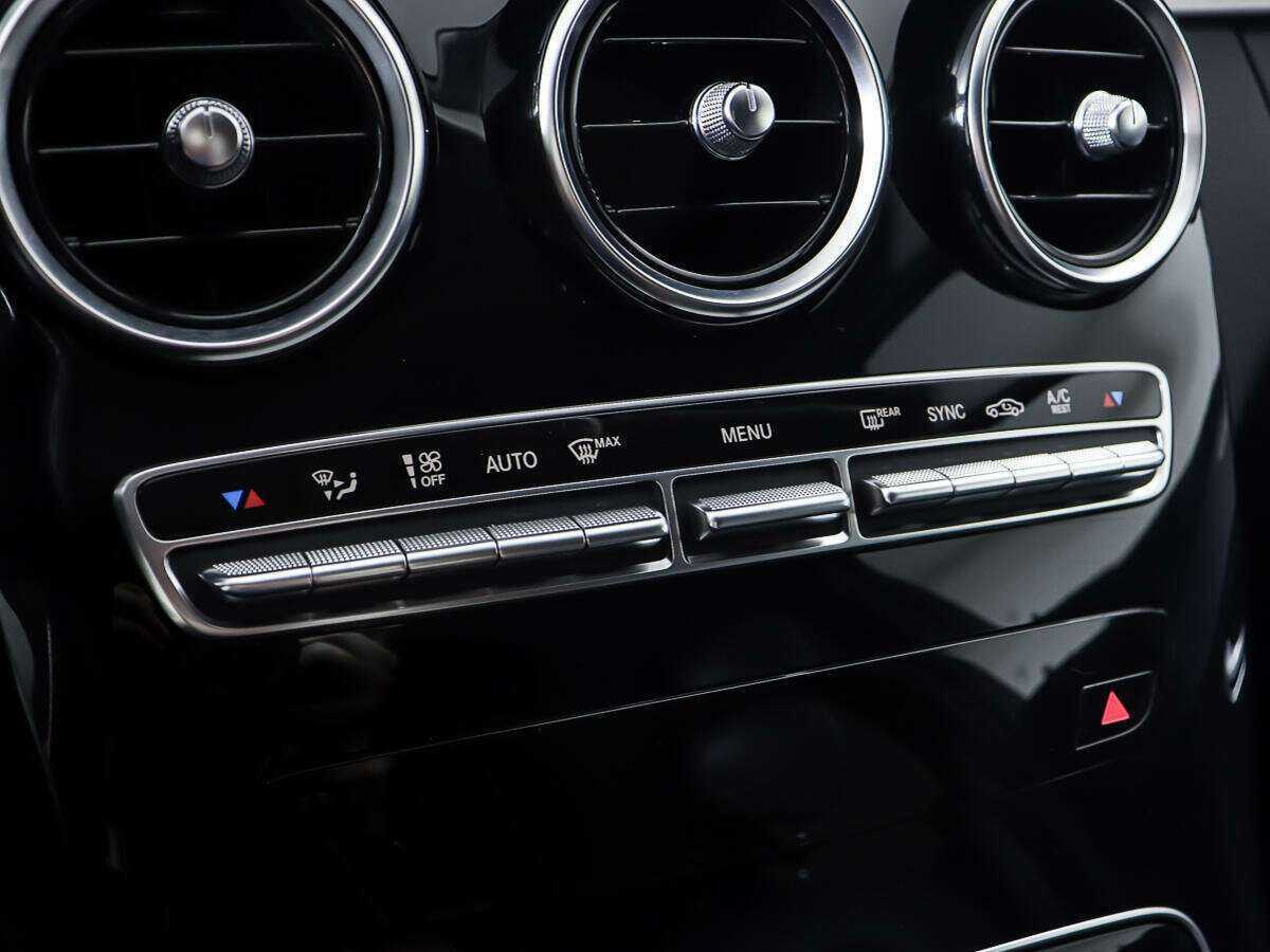 Купить Mercedes-Benz C-Класс 180, 2014, 92 474 км, фото №19