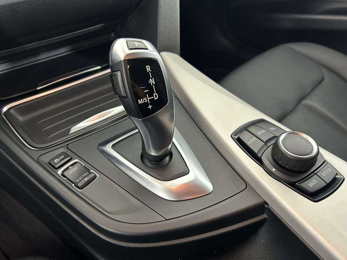 Купить BMW 3 серии 320i, 2014, 186 000 км, фото №13