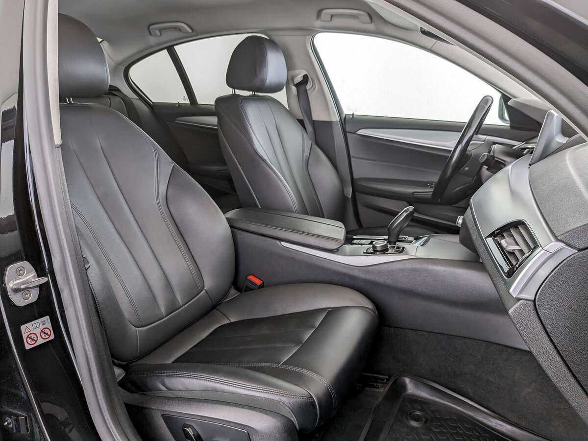 Купить BMW 5 серии 520i, 2018, 210 758 км, фото №19