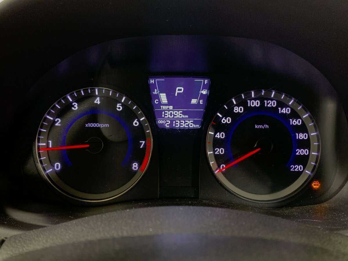 Купить Hyundai Solaris, 2013, 213 324 км, фото №12