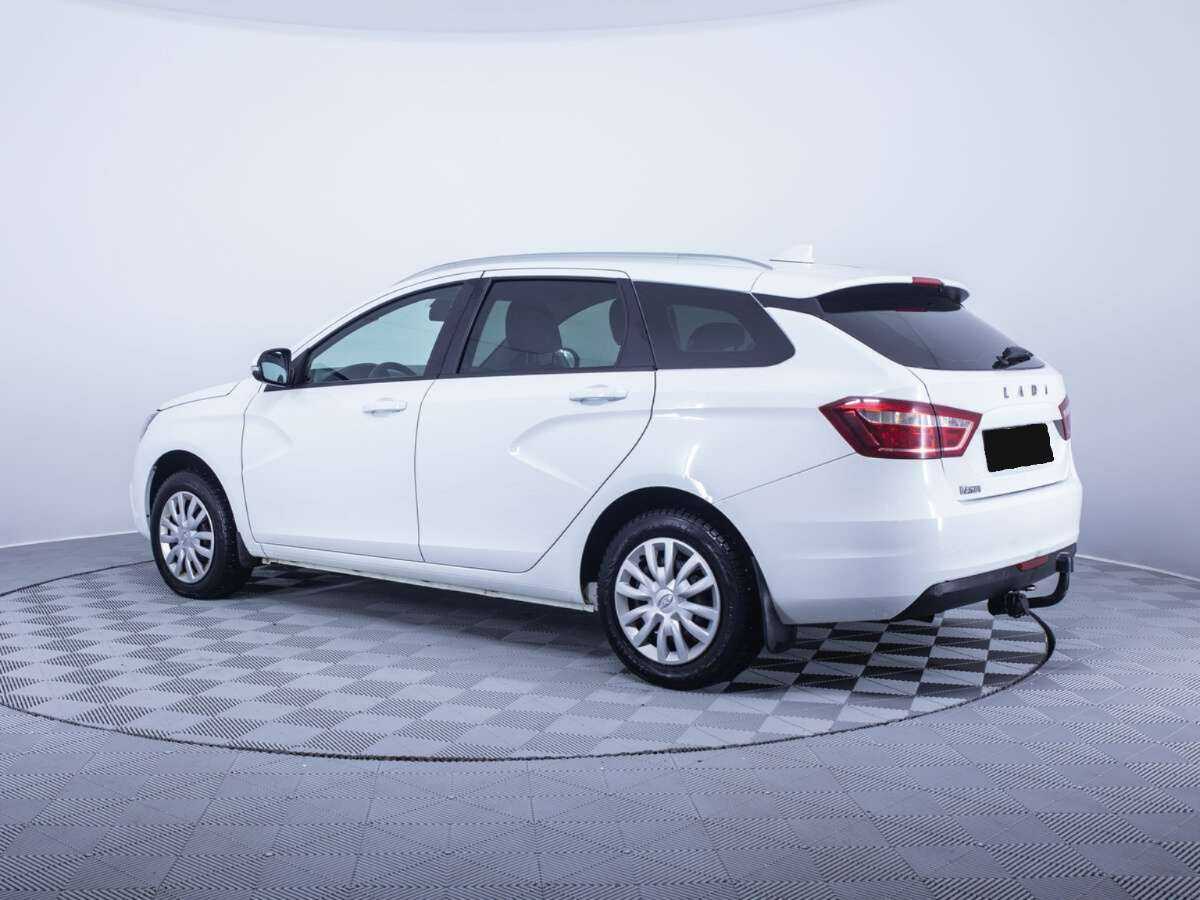 Купить Lada (ВАЗ) Vesta SW, 2018, 109 089 км, фото №7