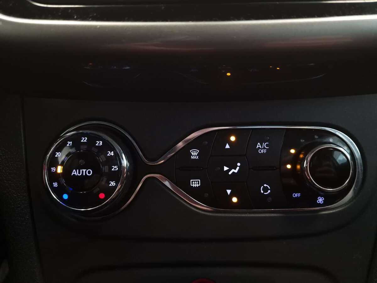 Купить Renault Sandero, 2019, 49 178 км, фото №11