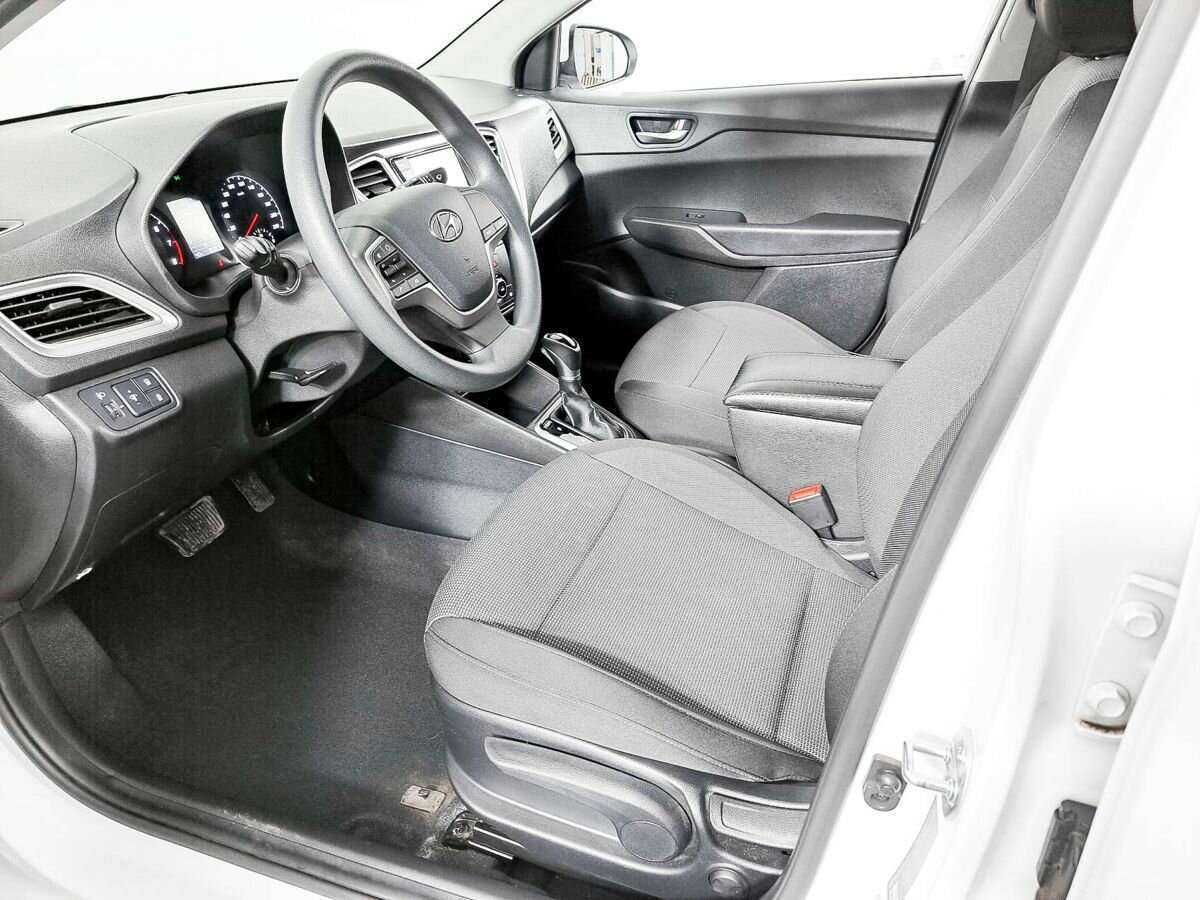 Купить Hyundai Solaris, 2021, 30 000 км, фото №14