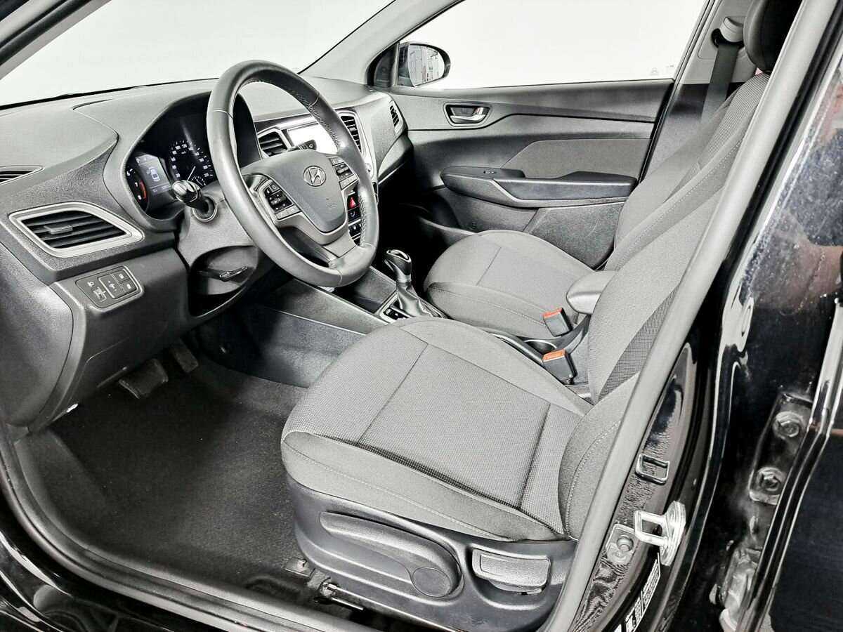 Купить Hyundai Solaris, 2019, 52 907 км, фото №14