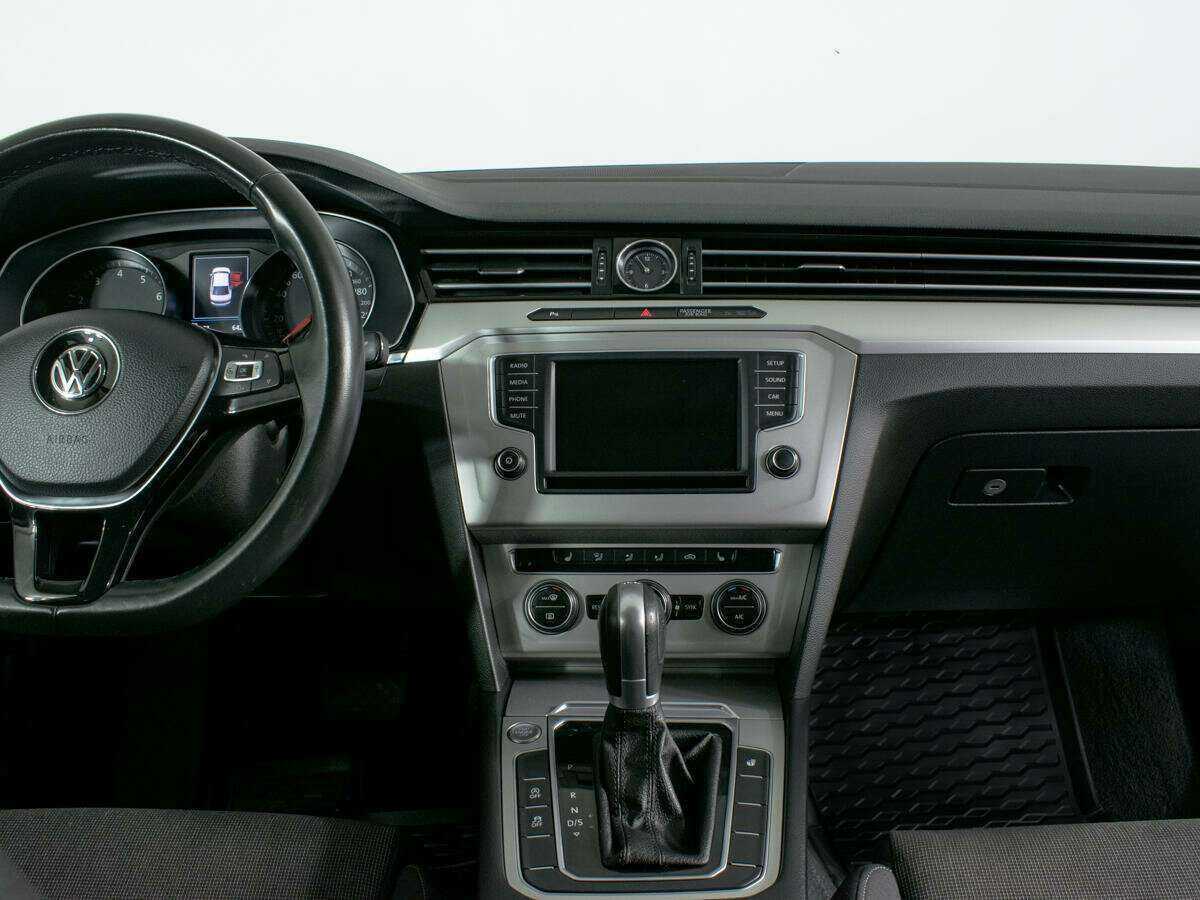 Купить Volkswagen Passat, 2017, 86 554 км, фото №8