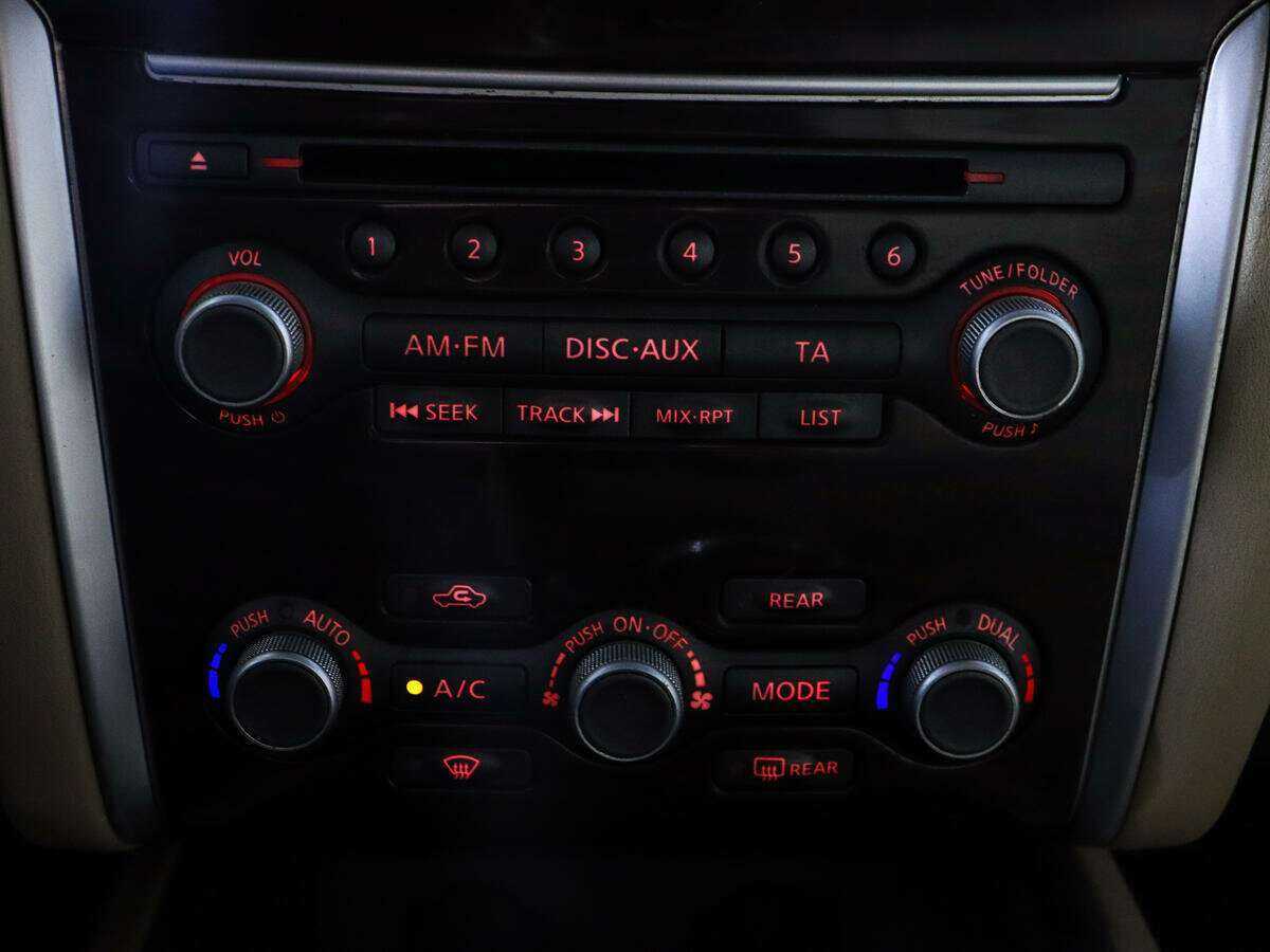 Купить Nissan Pathfinder, 2014, 128 218 км, фото №17