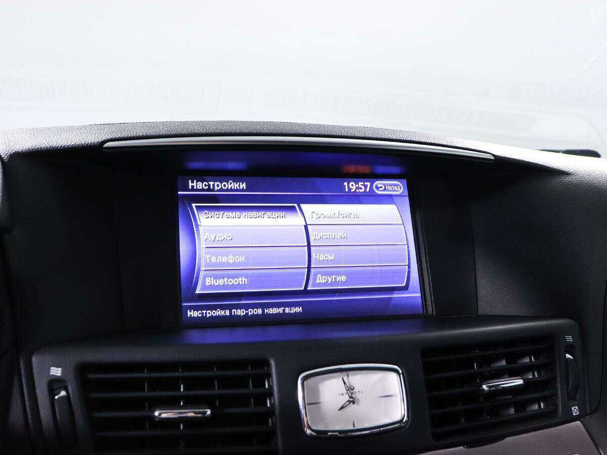 Купить Infiniti Q70, 2014, 115 637 км, фото №11