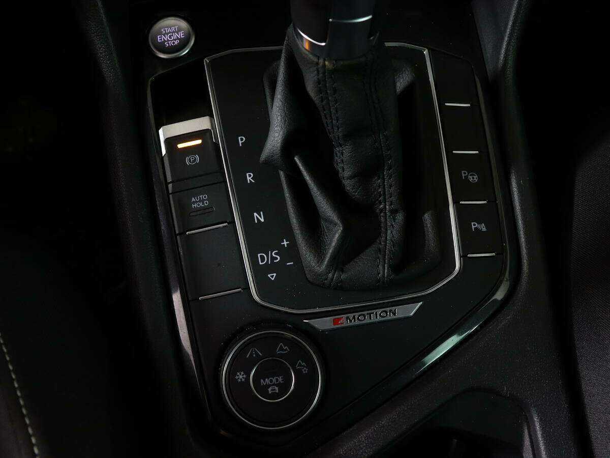 Купить Volkswagen Tiguan, 2018, 101 360 км, фото №17