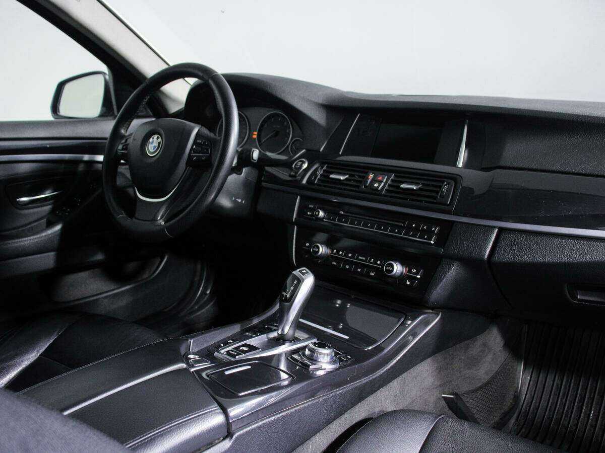 Купить BMW 5 серии 528i xDrive, 2013, 235 185 км, фото №4