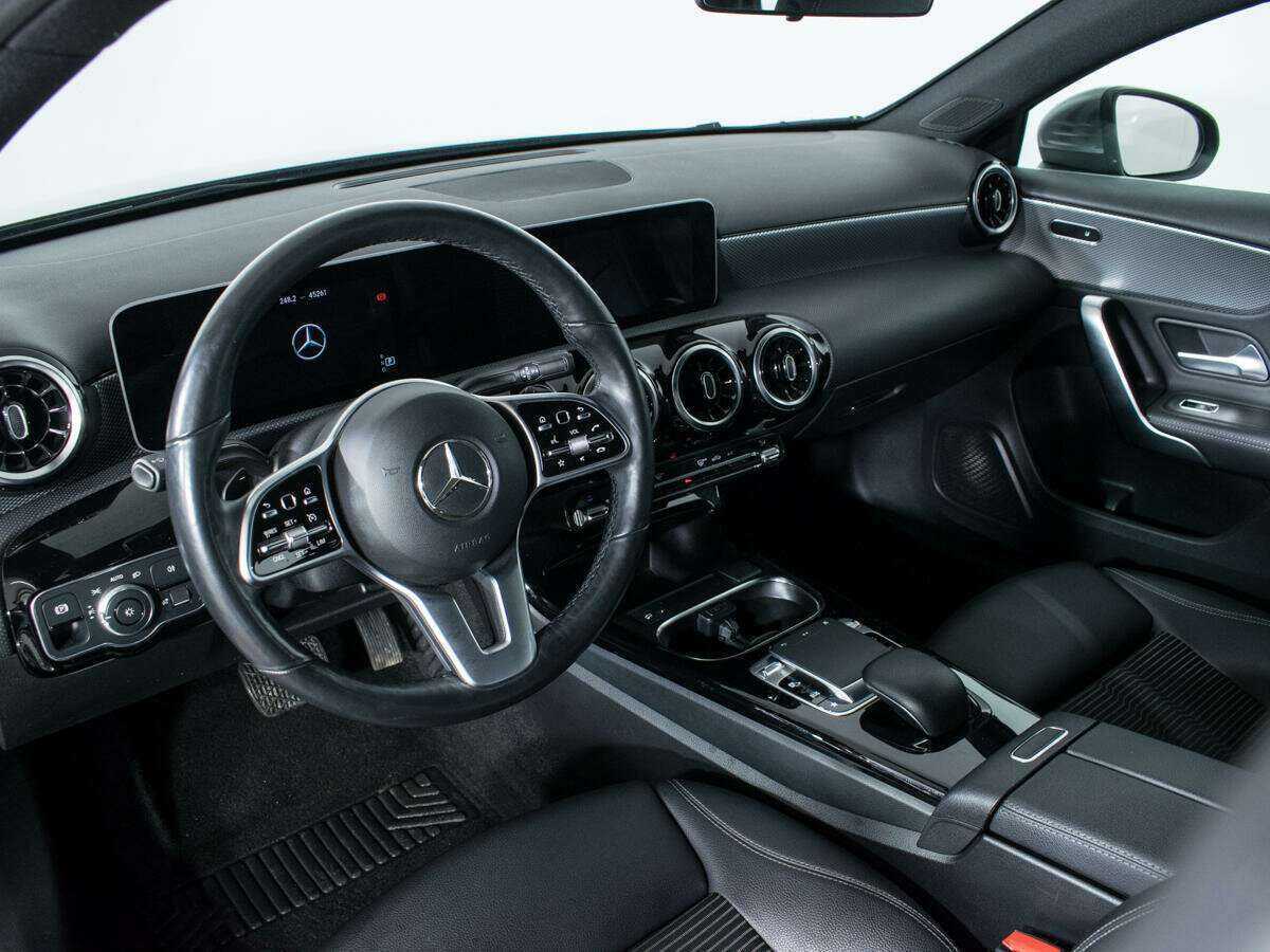 Купить Mercedes-Benz A-Класс 200, 2019, 45 200 км, фото №13