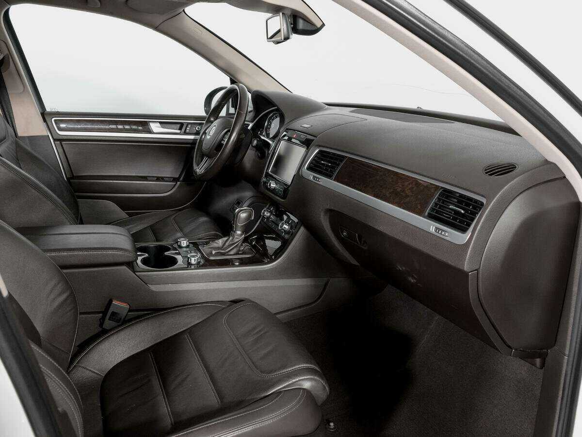 Купить Volkswagen Touareg, 2014, 128 712 км, фото №9