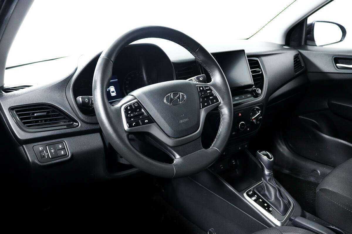 Купить Hyundai Solaris, 2020, 66 861 км, фото №13