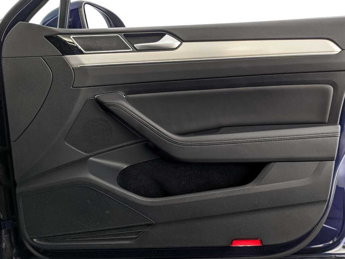 Купить Volkswagen Passat, 2019, 142 327 км, фото №21