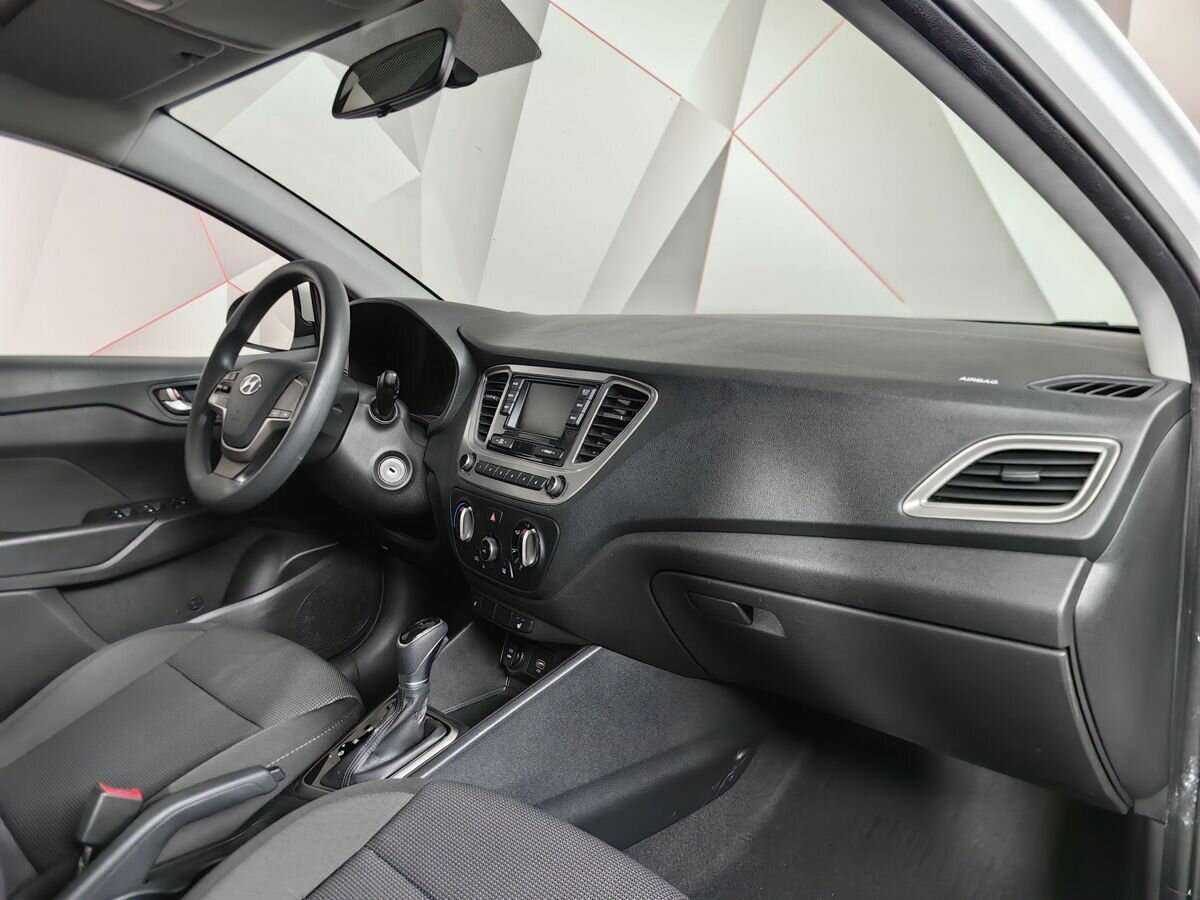 Купить Hyundai Solaris, 2019, 126 526 км, фото №9