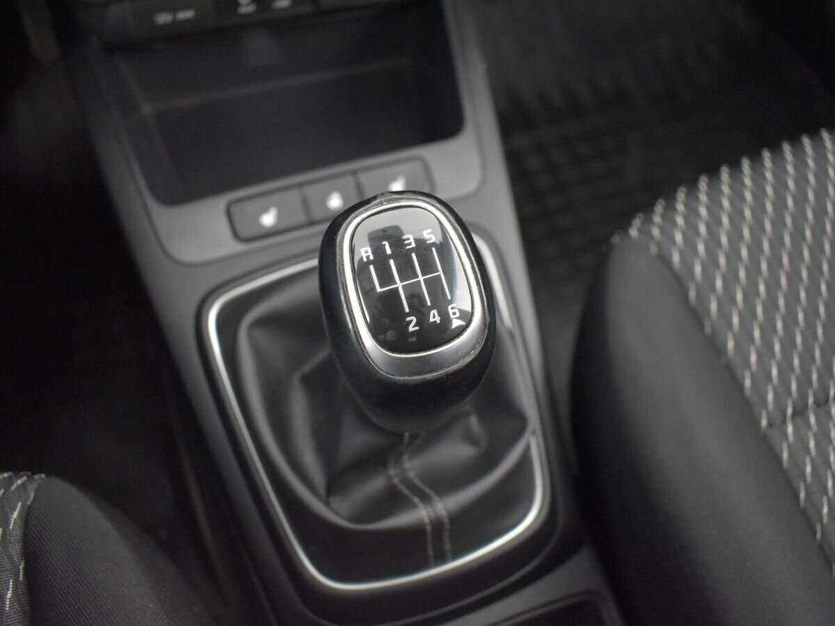 Купить Kia Rio, 2019, 43 246 км, фото №14