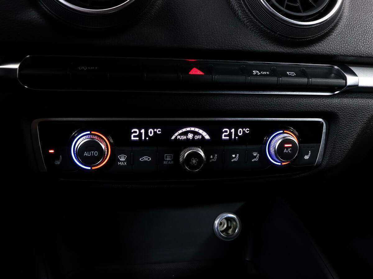 Купить Audi A3, 2019, 59 000 км, фото №15