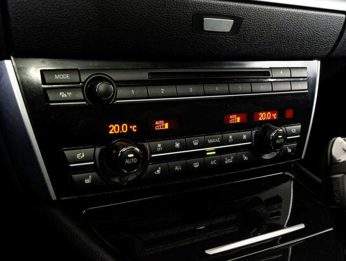 Купить BMW 5 серии Gran Turismo 530d xDrive, 2012, 236 182 км, фото №18