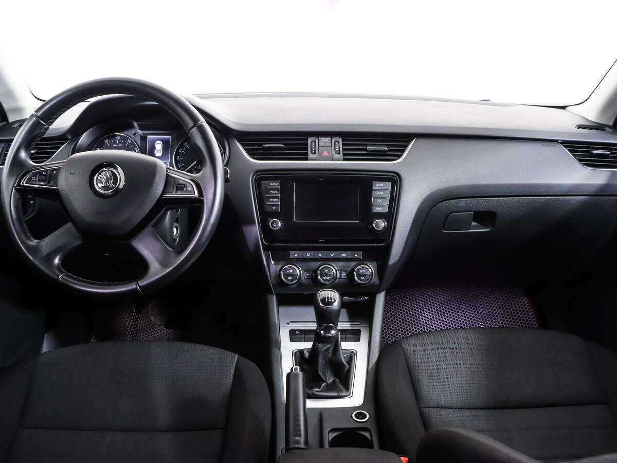 Купить Skoda Octavia, 2015, 225 559 км, фото №8