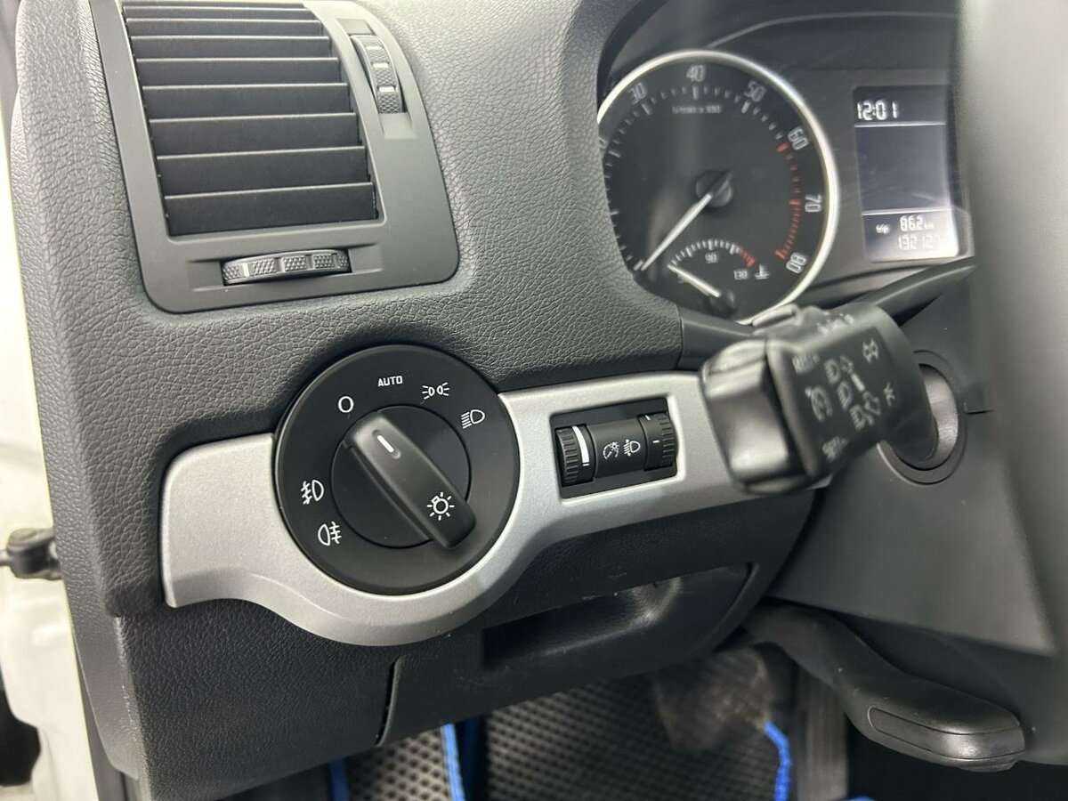 Купить Skoda Octavia, 2012, 132 127 км, фото №9