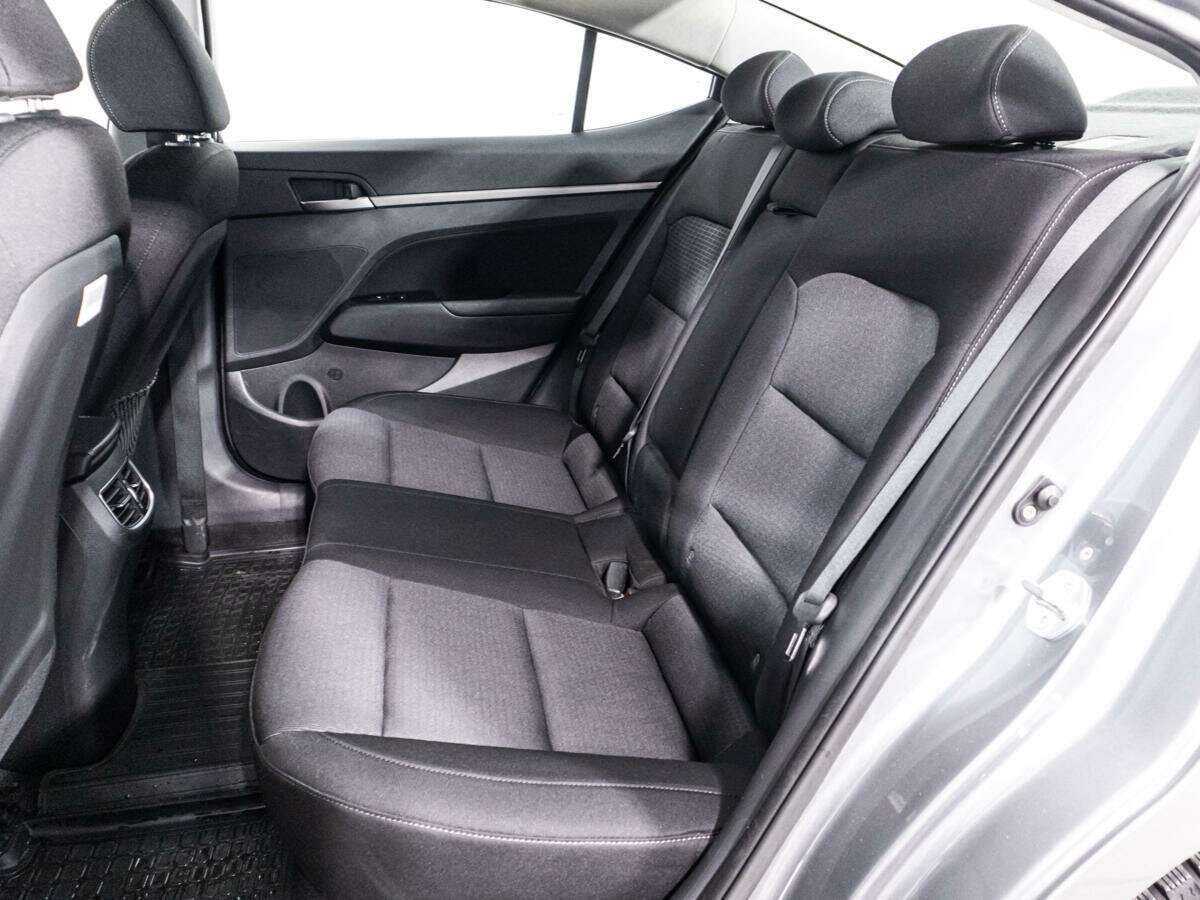 Купить Hyundai Elantra, 2018, 184 612 км, фото №10
