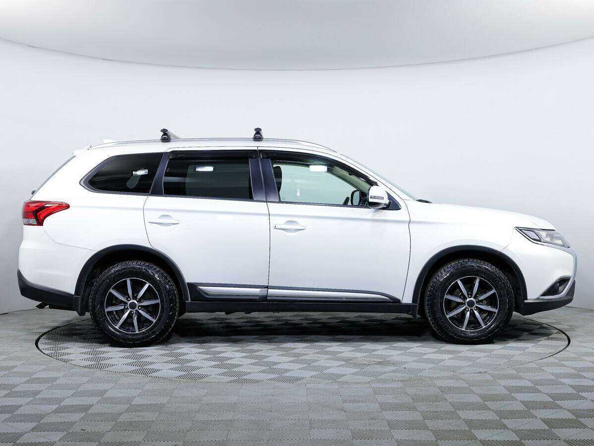 Купить Mitsubishi Outlander, 2018, 144 060 км, фото №4