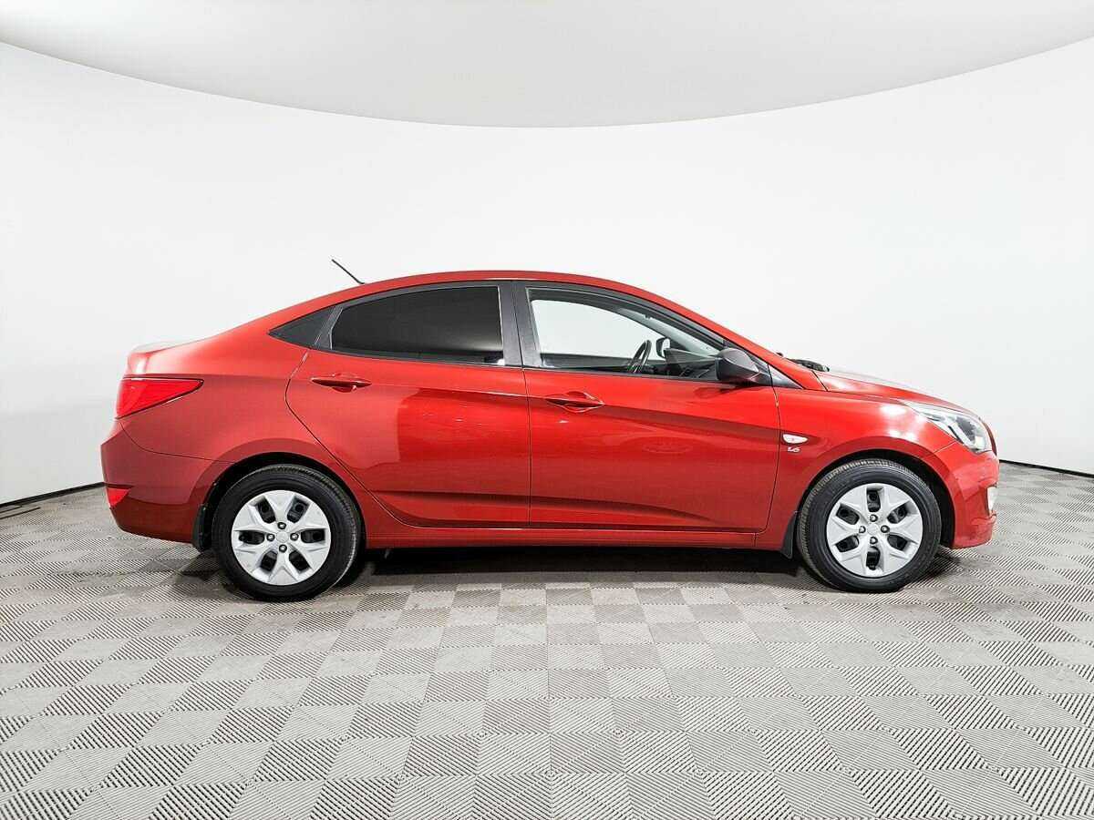 Купить Hyundai Solaris, 2016, 75 054 км, фото №4