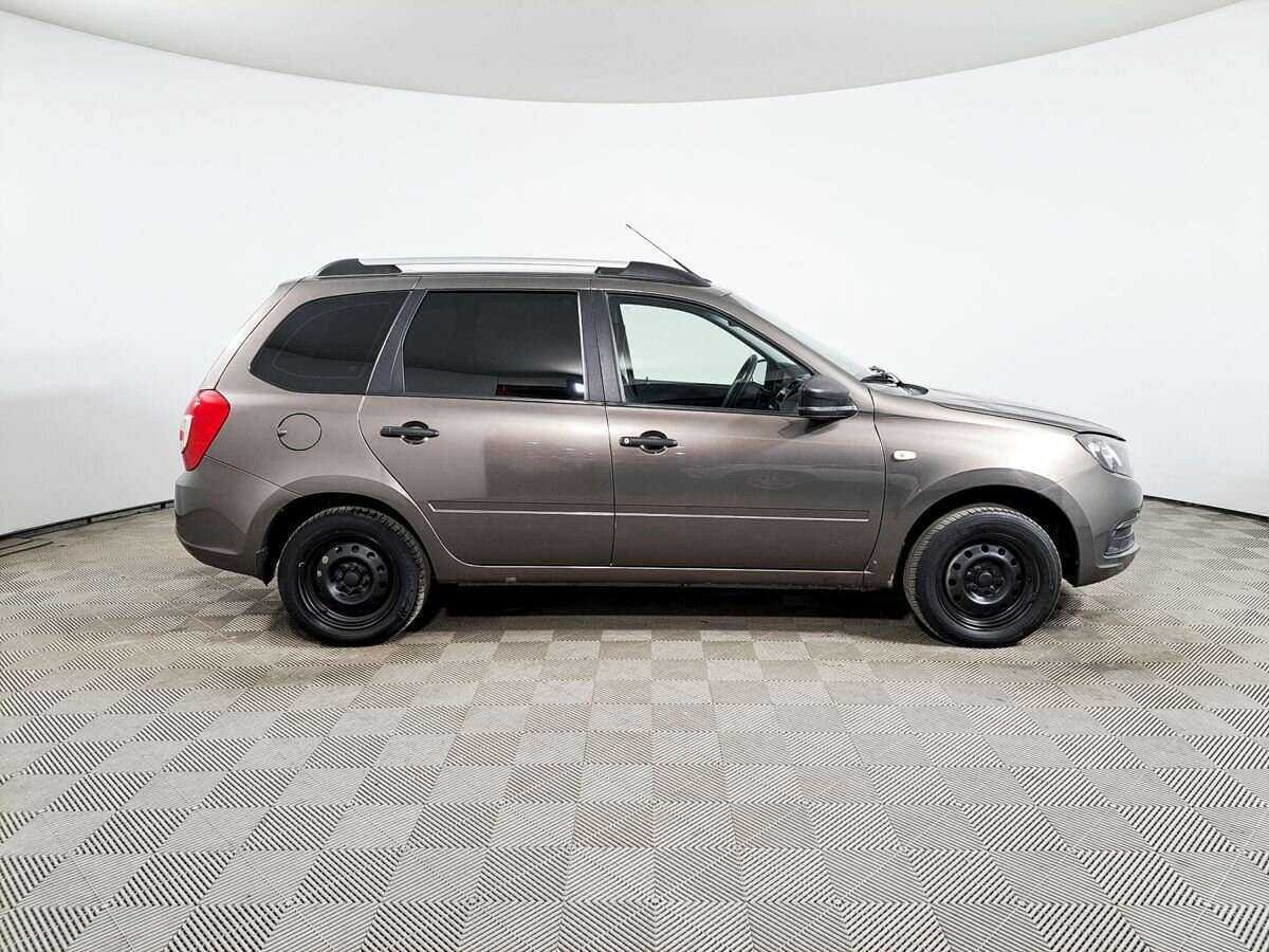 Купить Lada (ВАЗ) Granta, 2019, 131 639 км, фото №4
