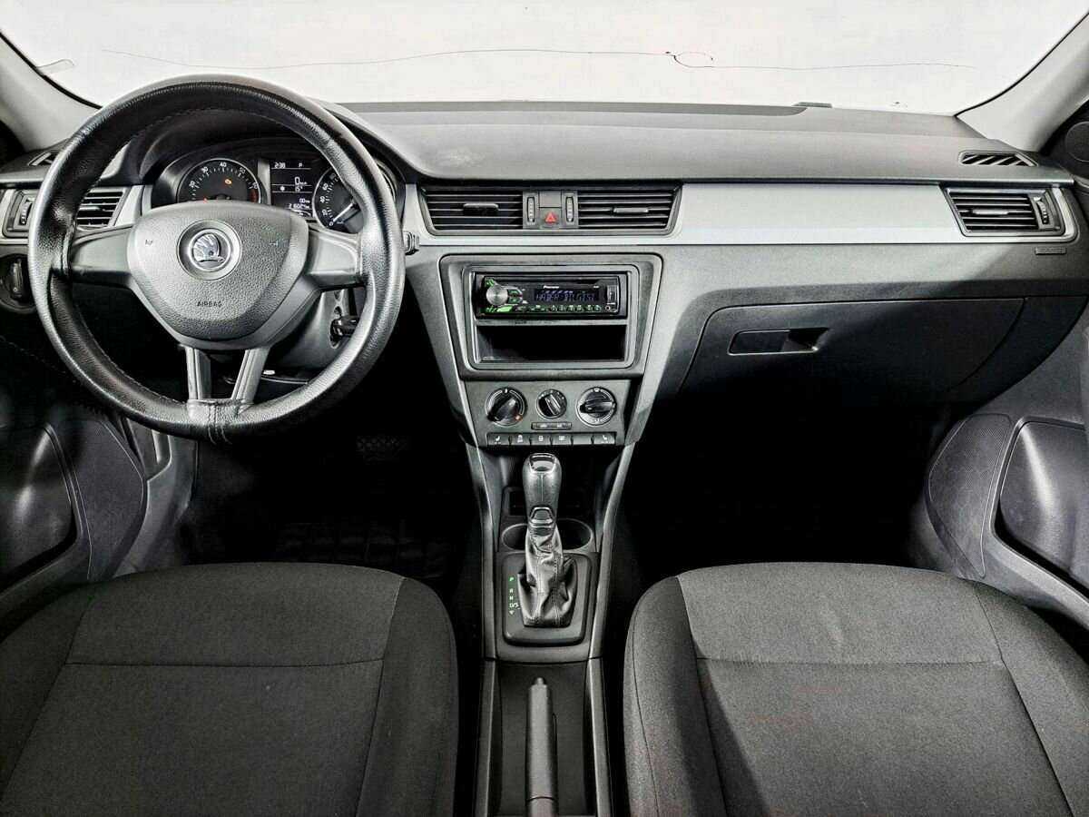 Купить Skoda Rapid, 2017, 210 000 км, фото №14
