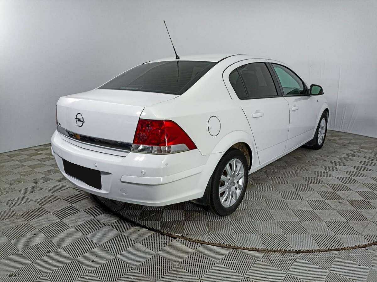 Купить Opel Astra, 2013, 218 764 км, фото №5