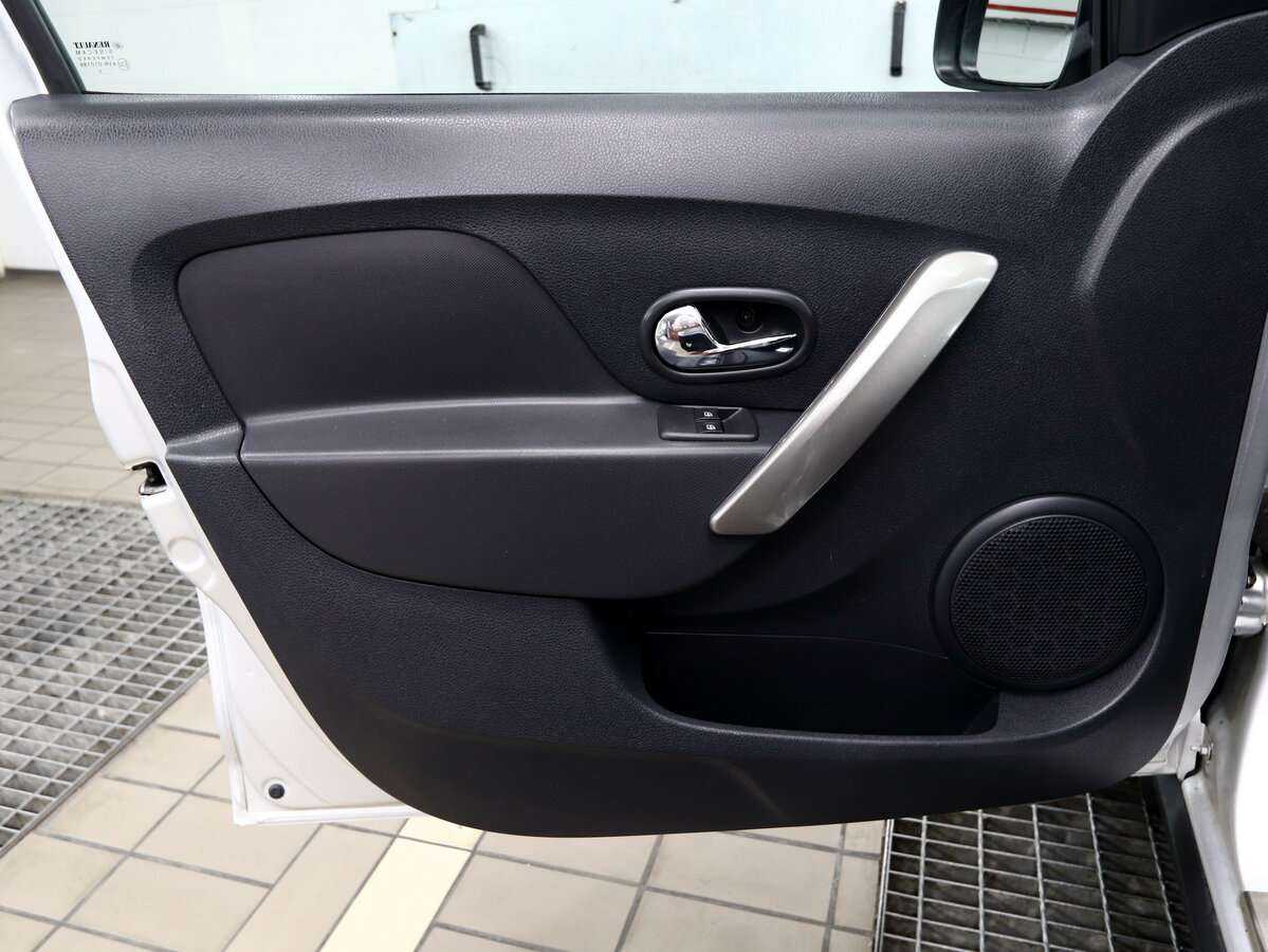 Купить Renault Sandero Stepway, 2020, 77 000 км, фото №16