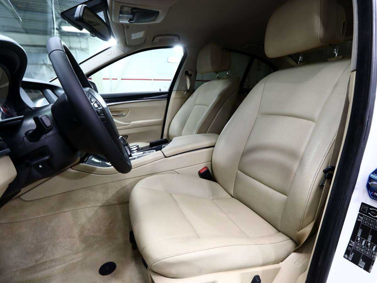 Купить BMW 5 серии 520i, 2012, 170 000 км, фото №6